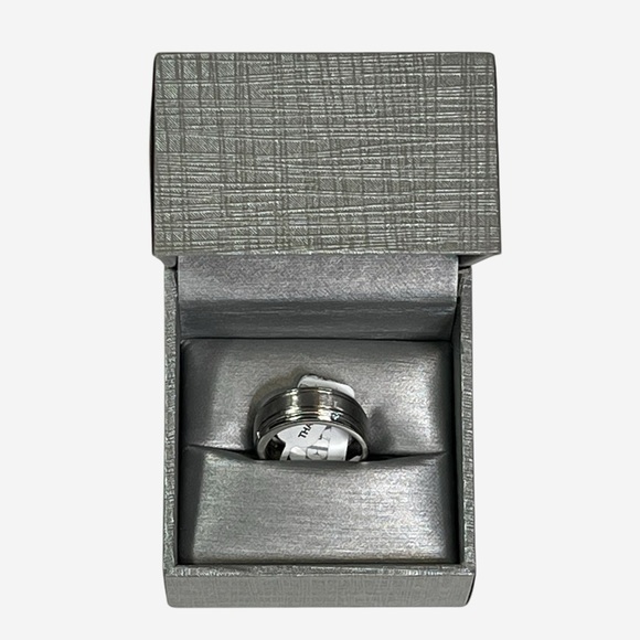 Vera Wang Men's 1/20 CT. T.W. Diamond Four Stone Wedding Band in 14K White Gold - Picture 2 of 14